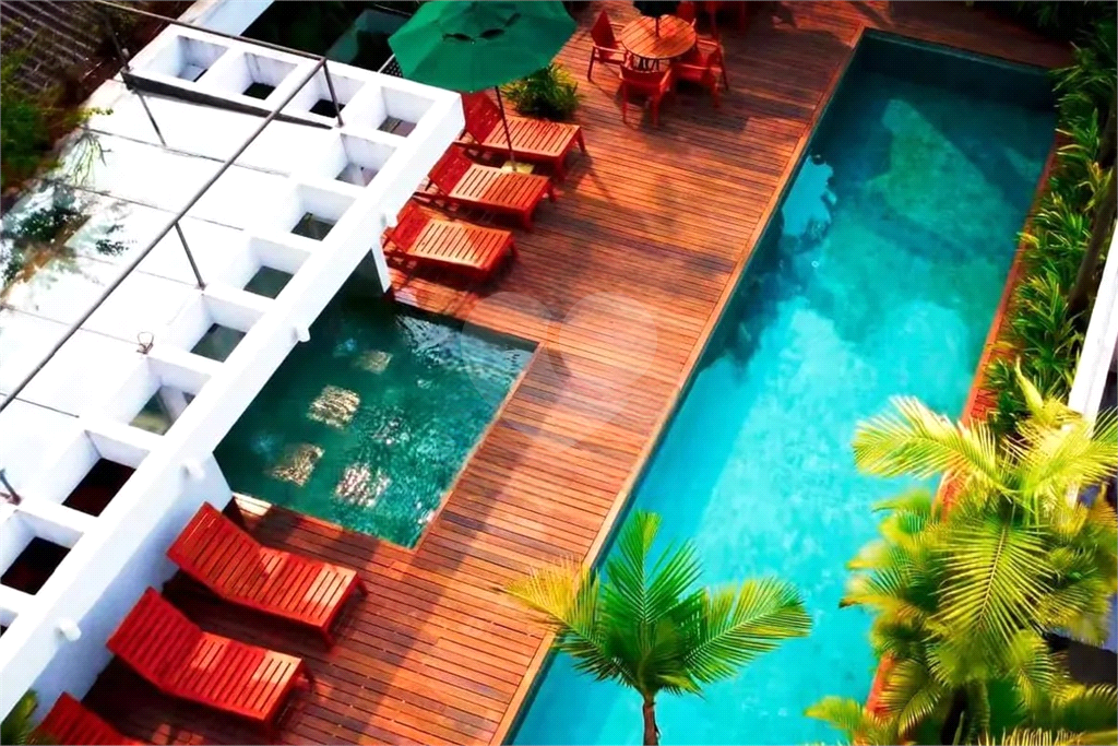 Apartamento  Vila Romana/Pompeia: 3 suites e 4 vagas de garagem ! 