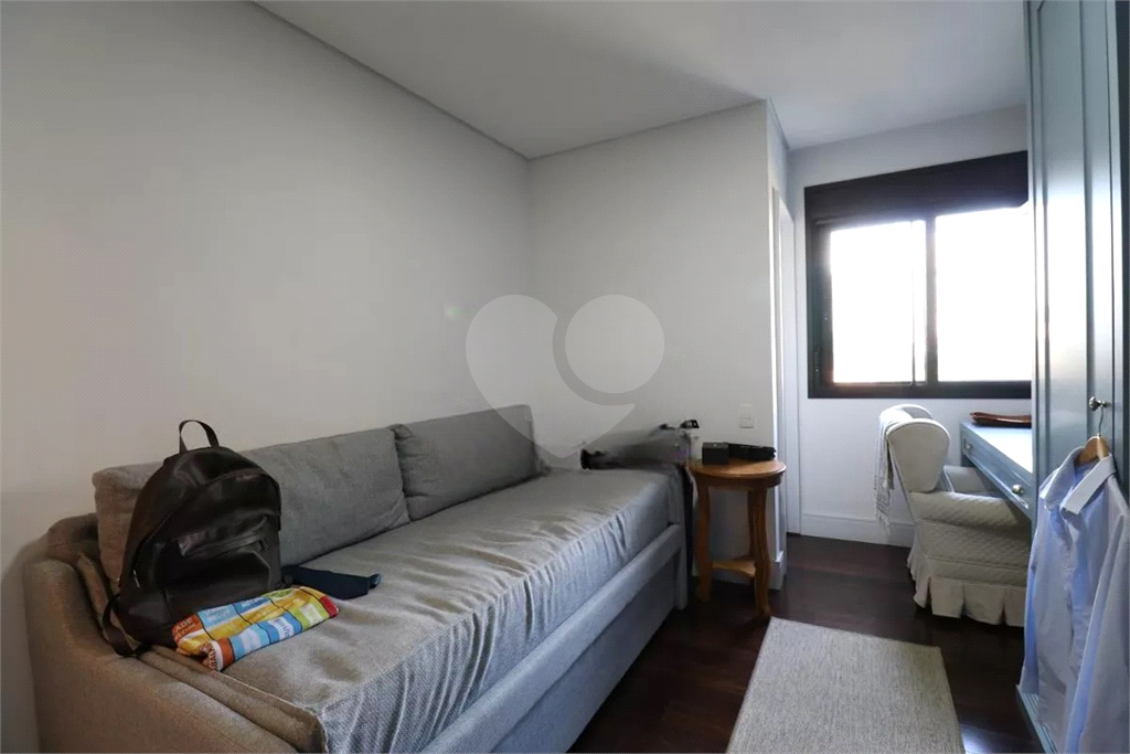 Apartamento  Vila Romana/Pompeia: 3 suites e 4 vagas de garagem ! 
