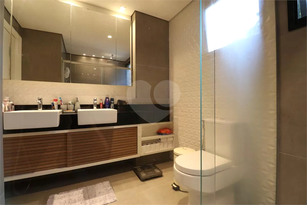 Apartamento  Vila Romana/Pompeia: 3 suites e 4 vagas de garagem ! 
