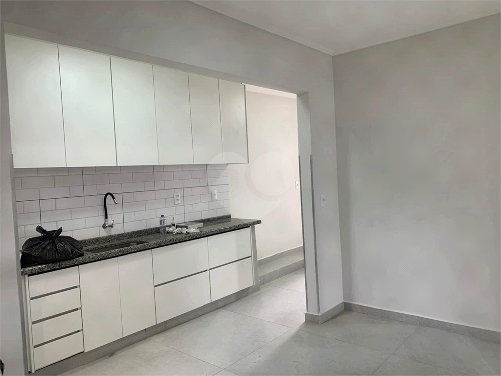 Casa à venda com 2 quartos, 140m² - Foto 6