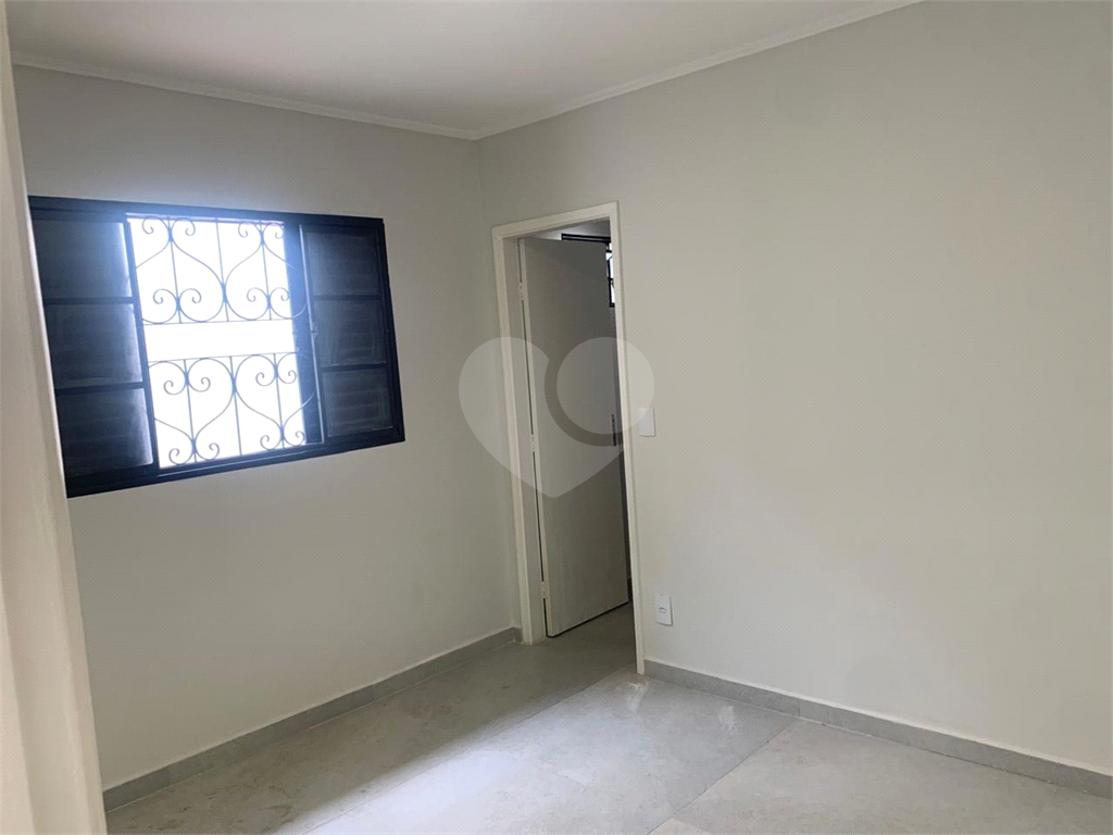 Casa à venda com 2 quartos, 140m² - Foto 12