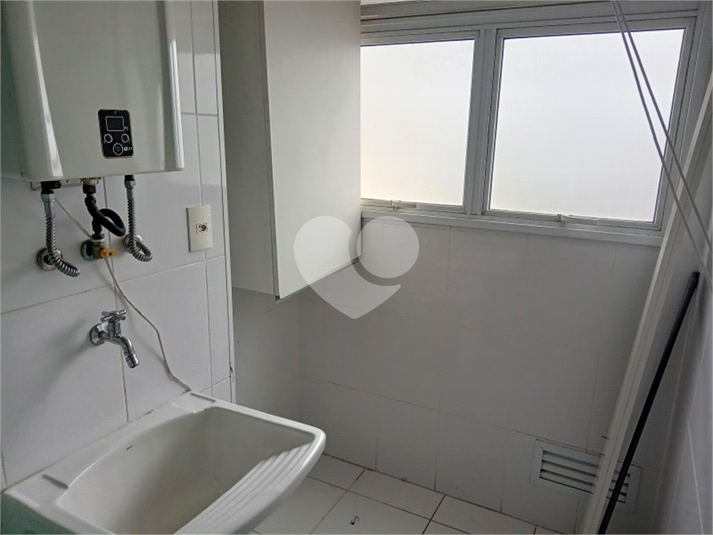 LOCAÇÃO -Apartamento 70M² | 2 Dorms (1 suíte) | vista espetacular | Condomínio Clube