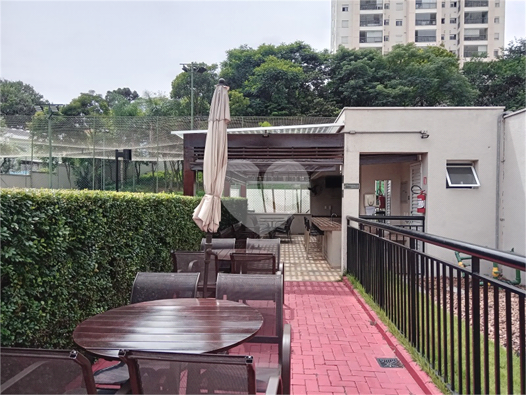 LOCAÇÃO -Apartamento 70M² | 2 Dorms (1 suíte) | vista espetacular | Condomínio Clube