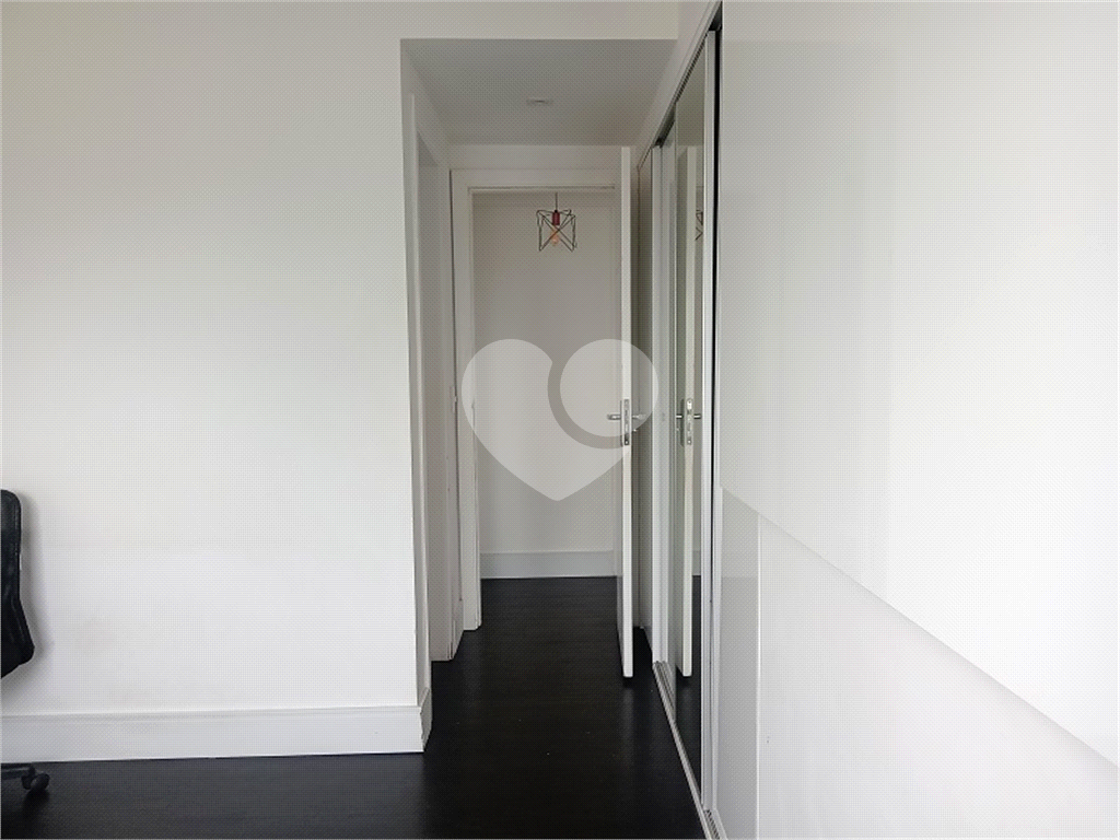 LOCAÇÃO -Apartamento 70M² | 2 Dorms (1 suíte) | vista espetacular | Condomínio Clube