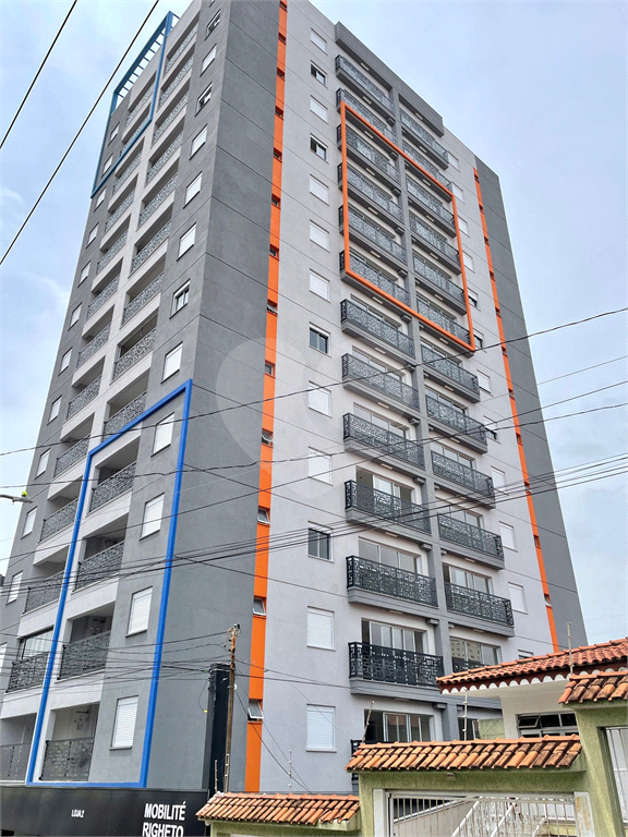 Apartamento novo na Parada Inglesa. 