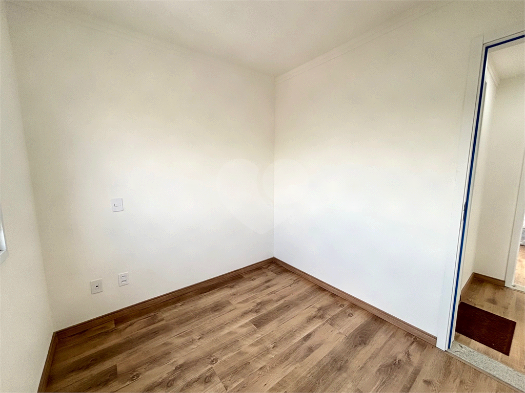 Apartamento novo na Parada Inglesa. 