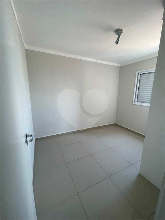 Apartamento à venda e aluguel com 1 quarto, 40m² - Foto 19