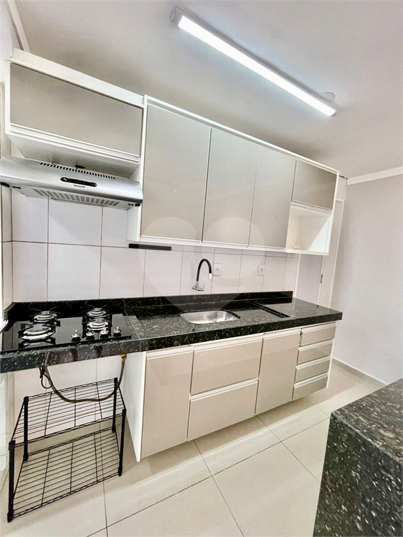 Apartamento à venda e aluguel com 1 quarto, 40m² - Foto 17