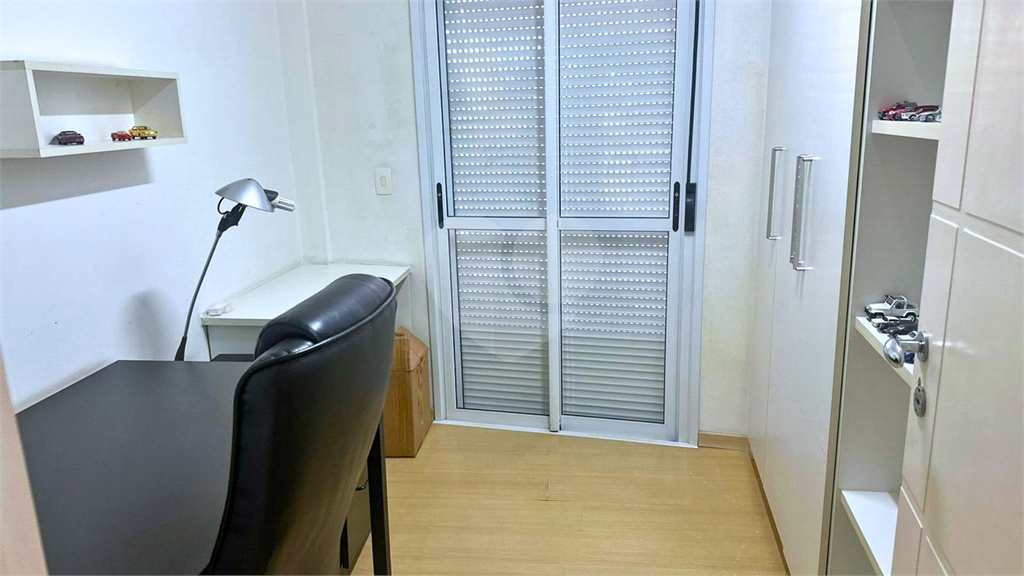 SOBRADO DE ESQUINA RESIDENCIAL OU COMERCIAL 115M2 AGUA FRIA ZN/SP 4 QUARTOS 1 SUITE 3 VAGAS