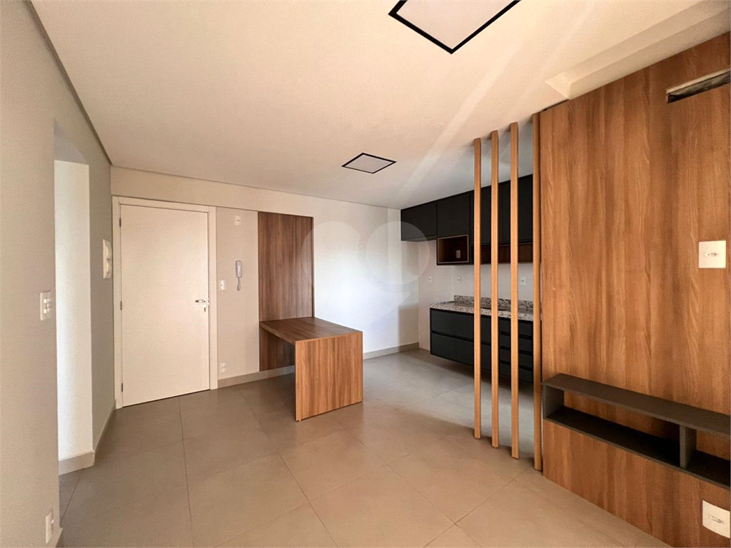 Apartamento para alugar com 1 quarto, 49m² - Foto 12