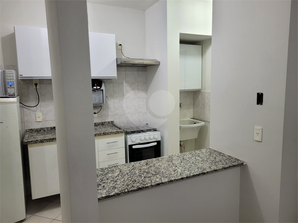 Apartamento para alugar com 1 quarto, 30m² - Foto 16