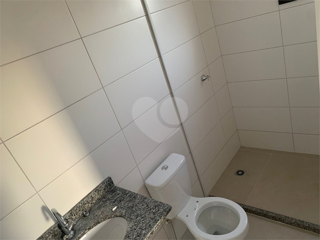 Apartamento à venda com 3 quartos, 70m² - Foto 24