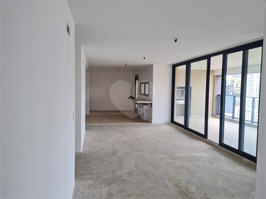 Apartamento novo em Perdizes com 157 m2, 3 suites.