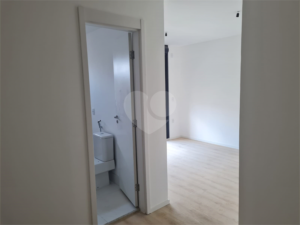 Apartamento novo em Perdizes com 157 m2, 3 suites.