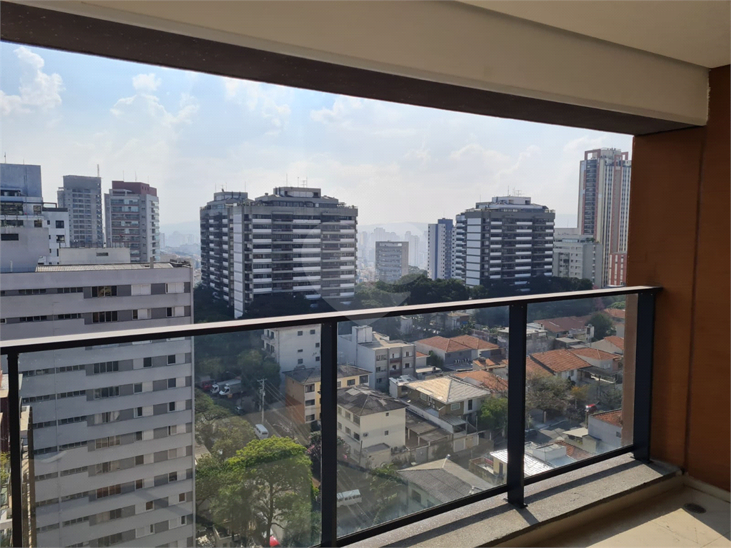 Apartamento novo em Perdizes com 157 m2, 3 suites.