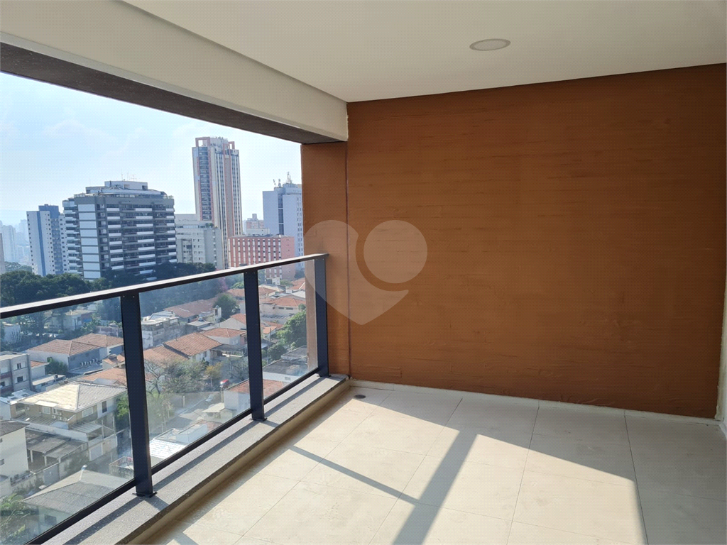 Apartamento novo em Perdizes com 157 m2, 3 suites.