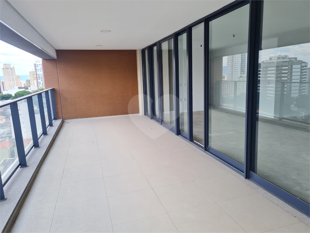 Apartamento novo em Perdizes com 157 m2, 3 suites.