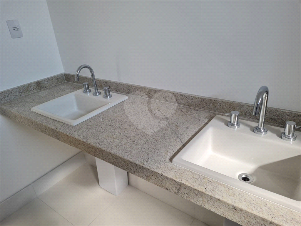 Apartamento novo em Perdizes com 157 m2, 3 suites.