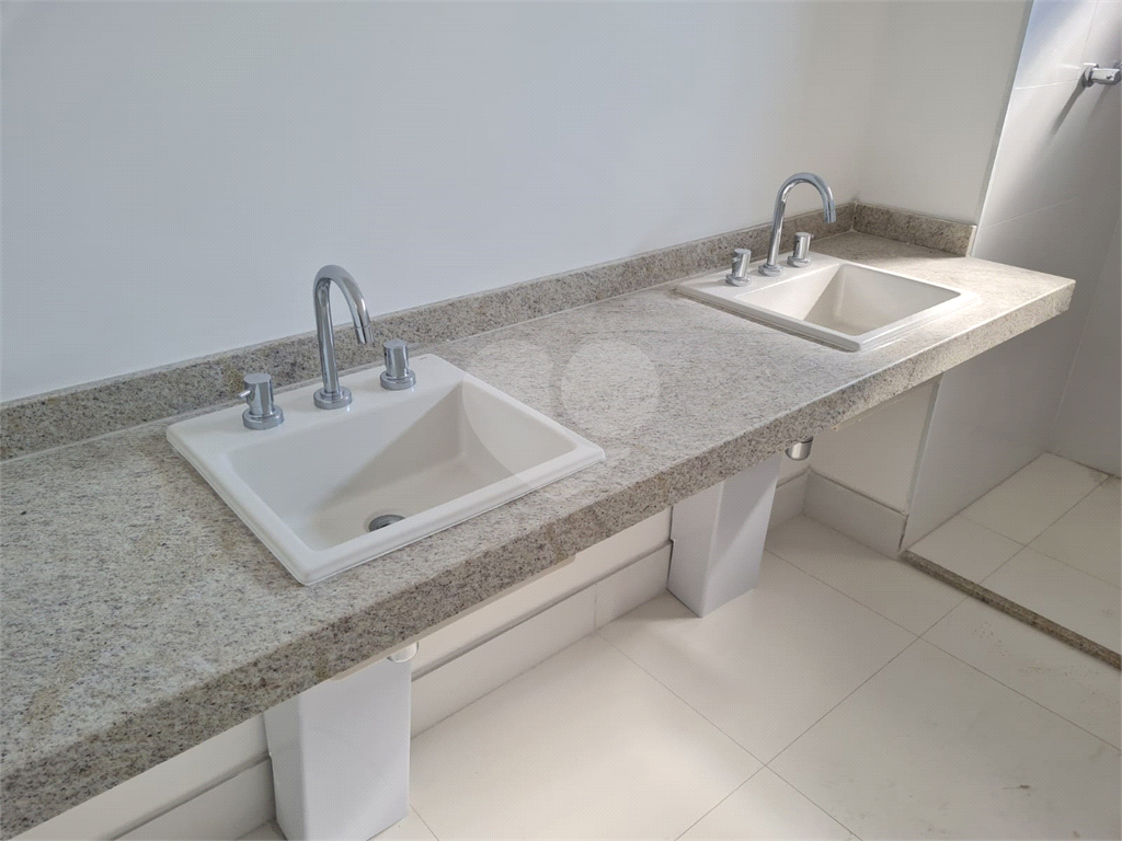 Apartamento novo em Perdizes com 157 m2, 3 suites.