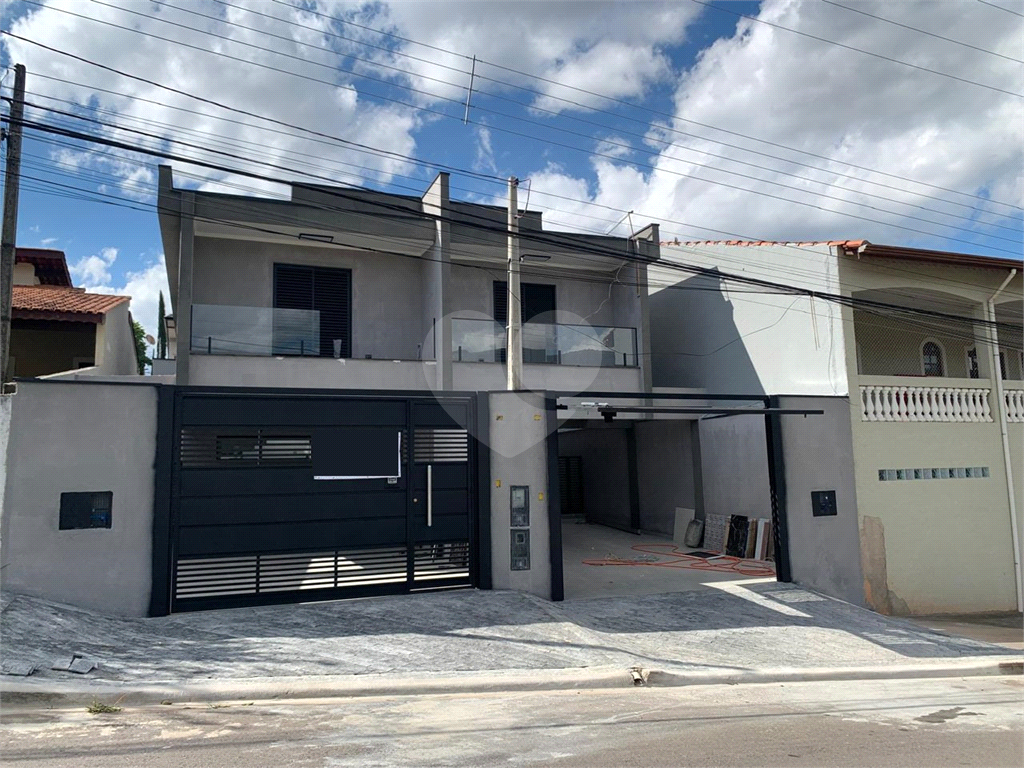 Sobrado à venda com 3 quartos, 170m² - Foto 1