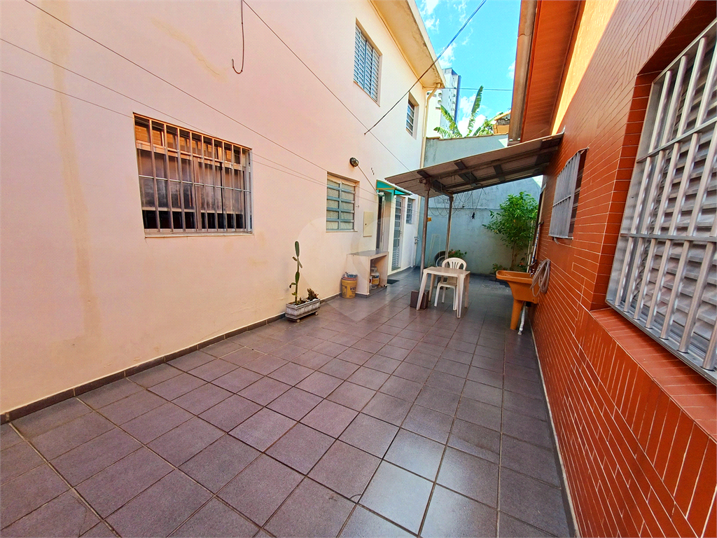 Casa charmosa-4 dormitórios. 1 suíte, 3 banheiros e 1 vaga de garagem - Vila Paulicéia
