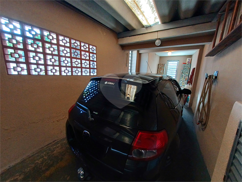 Casa charmosa-4 dormitórios. 1 suíte, 3 banheiros e 1 vaga de garagem - Vila Paulicéia