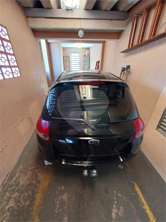 Casa charmosa-4 dormitórios. 1 suíte, 3 banheiros e 1 vaga de garagem - Vila Paulicéia
