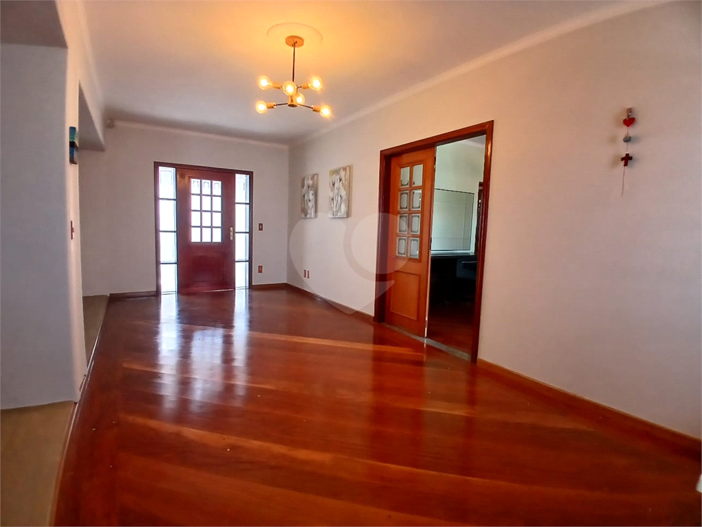 Casa à venda e aluguel com 5 quartos, 450m² - Foto 5