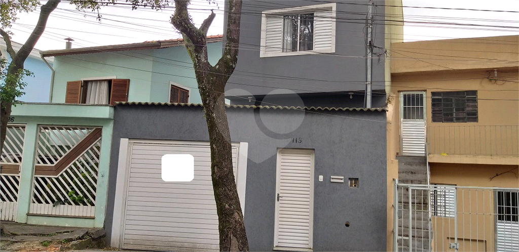 Sobrado à venda com 3 quartos, 223m² - Foto 1