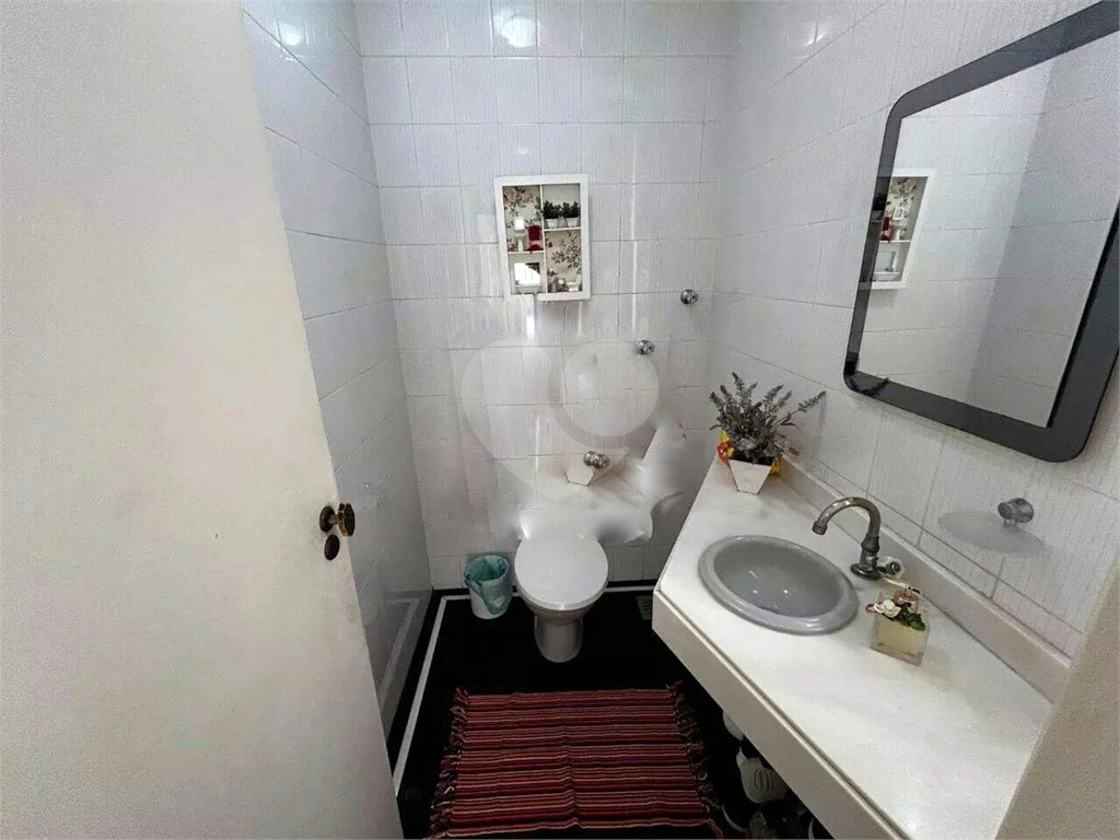 Casa à venda com 3 quartos, 194m² - Foto 17