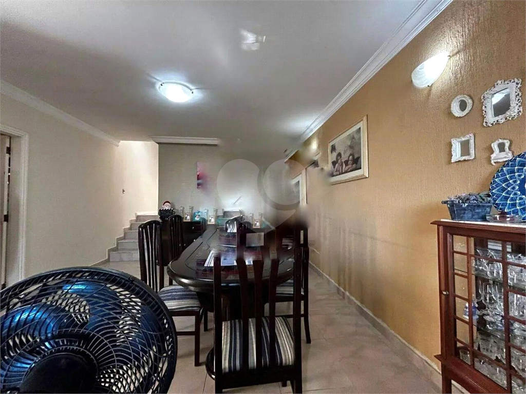 Casa à venda com 3 quartos, 194m² - Foto 8
