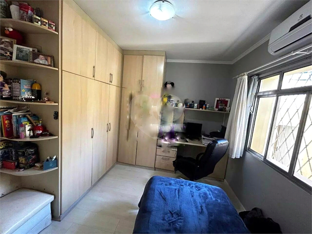 Casa à venda com 3 quartos, 194m² - Foto 11