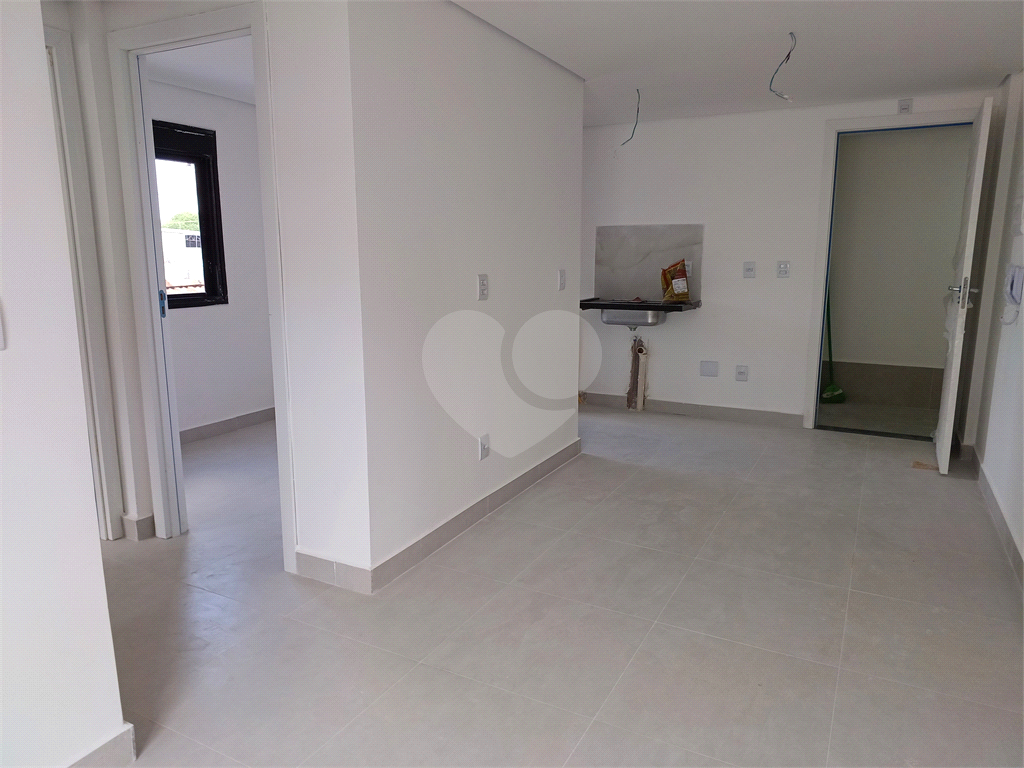 Apartamento novo 2 dormitórios, 1 banheiro. elevador, sem vaga - Vila Guilherme
