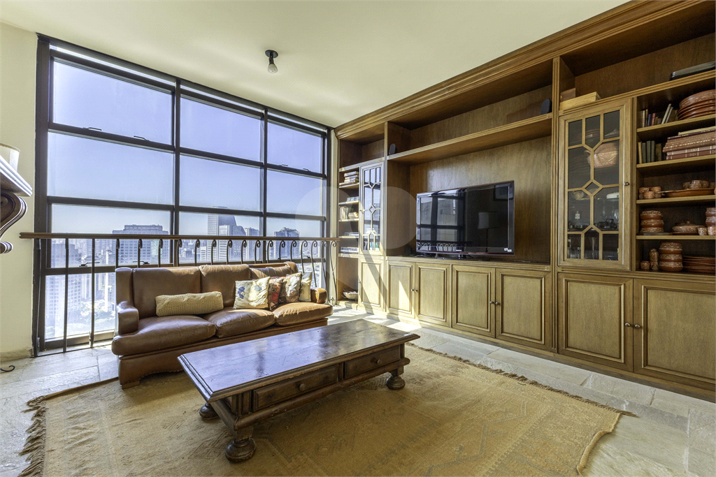 Apartamento duplex a venda no Real Parque