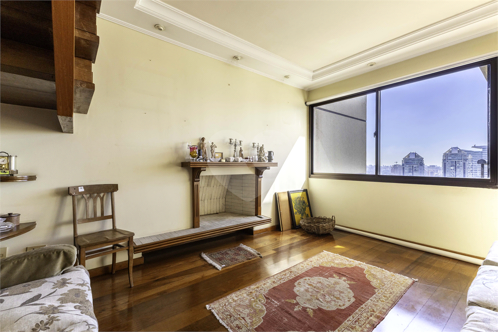 Apartamento duplex a venda no Real Parque