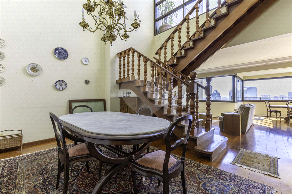 Apartamento duplex a venda no Real Parque