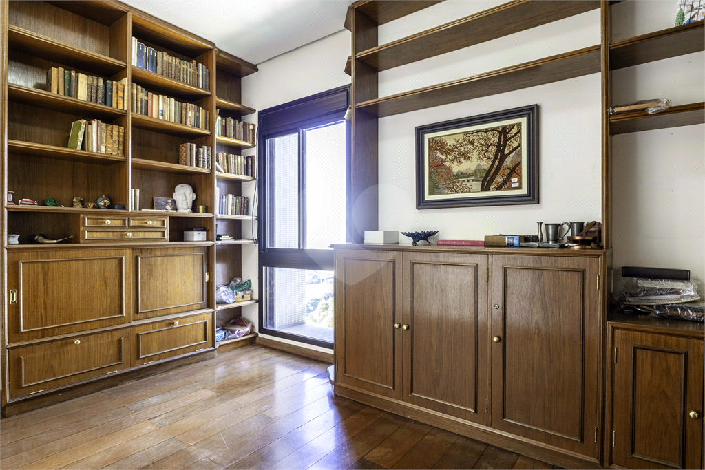 Apartamento duplex a venda no Real Parque