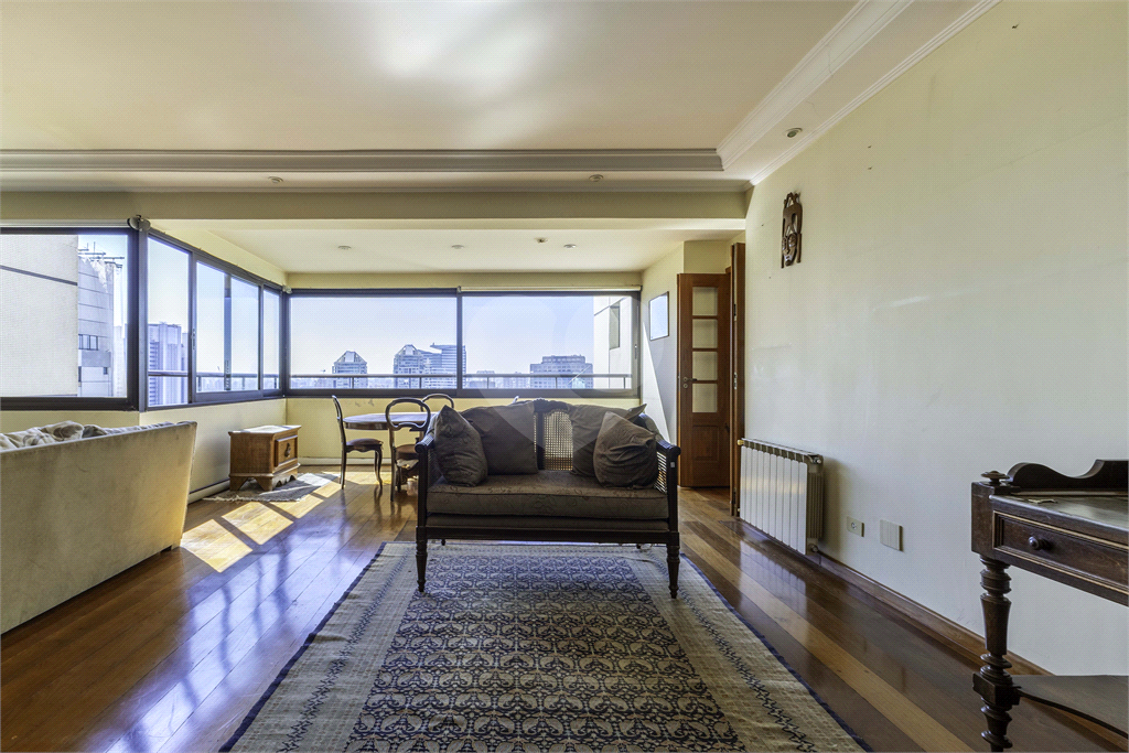 Apartamento duplex a venda no Real Parque