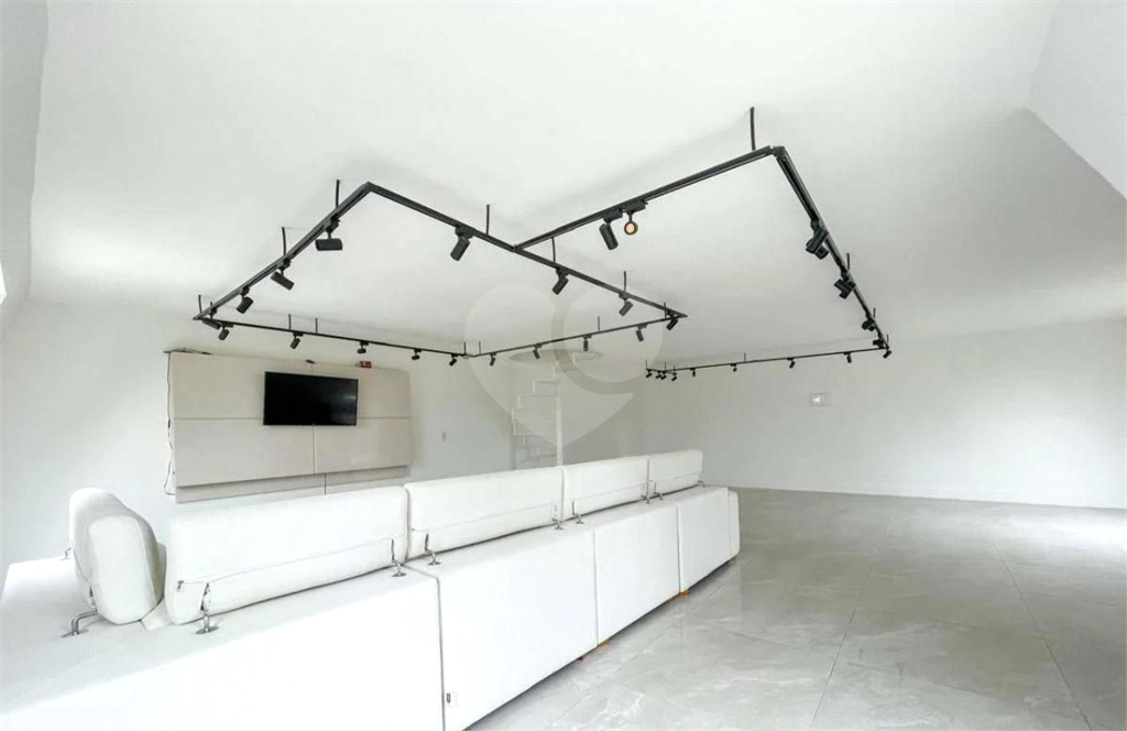 Cobertura à venda e aluguel com 2 quartos, 200m² - Foto 25