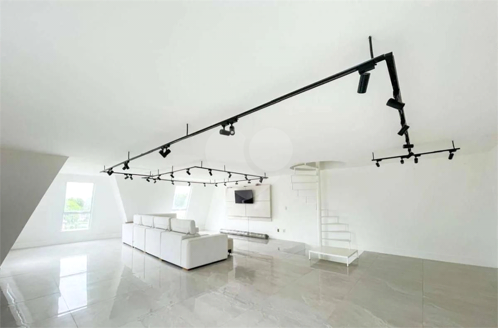 Cobertura à venda e aluguel com 2 quartos, 200m² - Foto 24