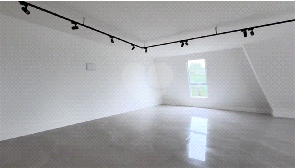 Cobertura à venda e aluguel com 2 quartos, 200m² - Foto 3