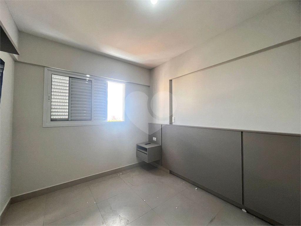 Apartamento para alugar com 1 quarto, 49m² - Foto 14