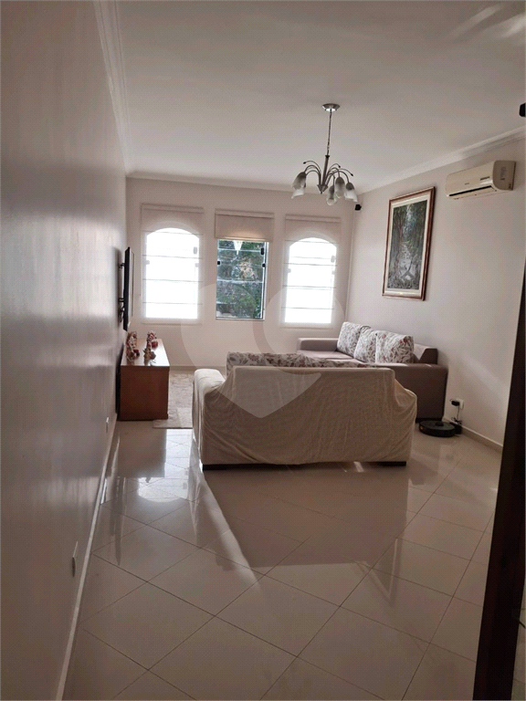 Sobrado de 155m² com 3 quartos em Jardim França