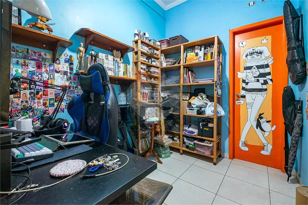 Casa Condominio Fechado, 3 dormitorios sendo 1 suite e 3 vagas de garagem. 