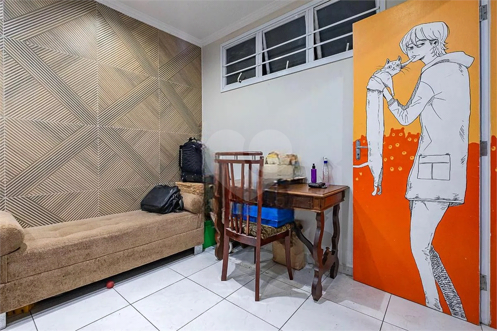 Casa Condominio Fechado, 3 dormitorios sendo 1 suite e 3 vagas de garagem. 