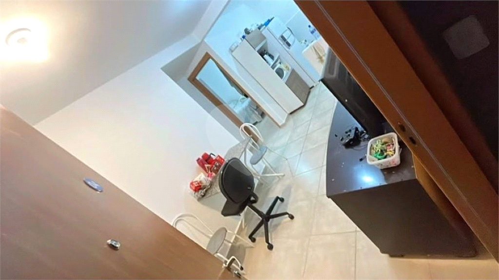 Apartamento à venda com 2 quartos, 41m² - Foto 3