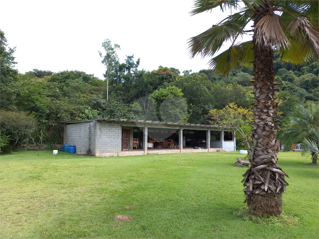 Chácara à venda com 3 quartos, 310m² - Foto 12