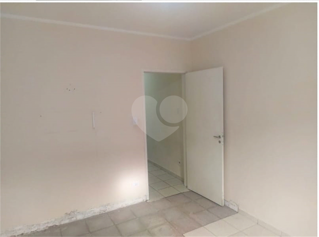 Sobrado à venda com 3 quartos, 150m² - Foto 2