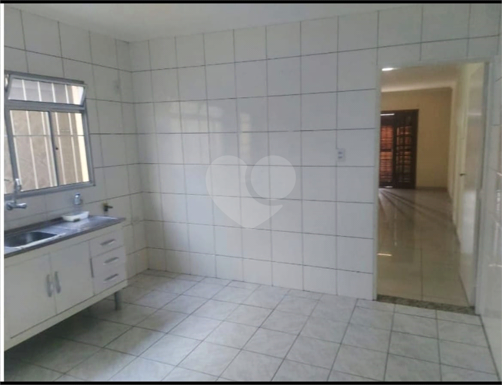 Sobrado à venda com 3 quartos, 150m² - Foto 14