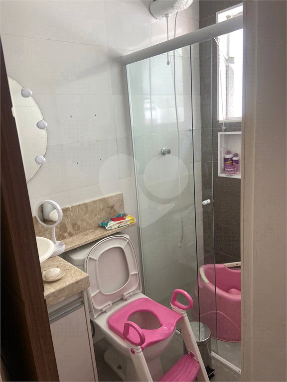 Casa à venda no condomínio Aruã
